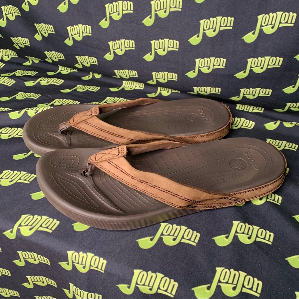 Men’s Crocs Yukon Flip Flop Sandal in Espresso